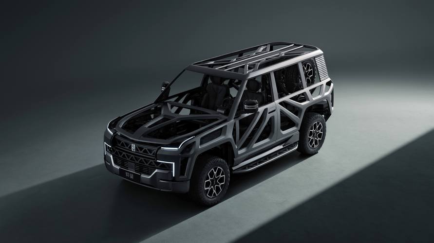 东莞南城区特富海企业管理咨询仰望U8硬派越野的科技魅力，国能汽车对传统燃油车市场的冲击